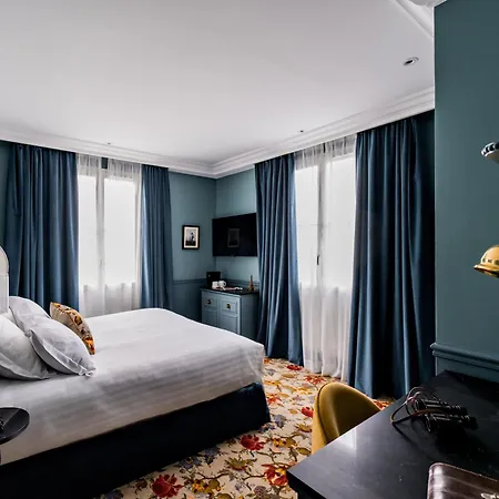 デュケヌ エッフェル パリ