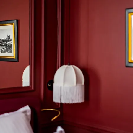 Duquesne Eiffel Hotel