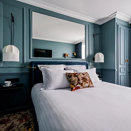 듀케누 에펠 파리