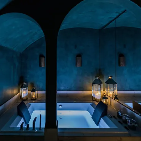 듀케누 에펠 호텔 4*