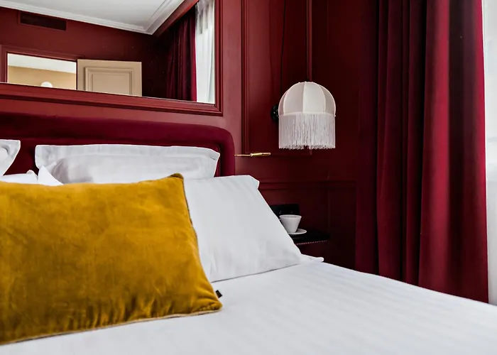 Duquesne Eiffel Hotel 4*