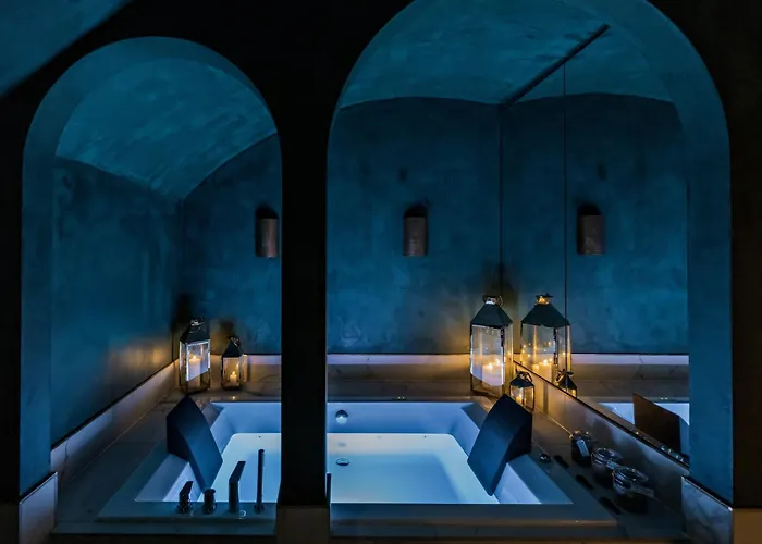 迪尤肯埃菲尔酒店 酒店 4*