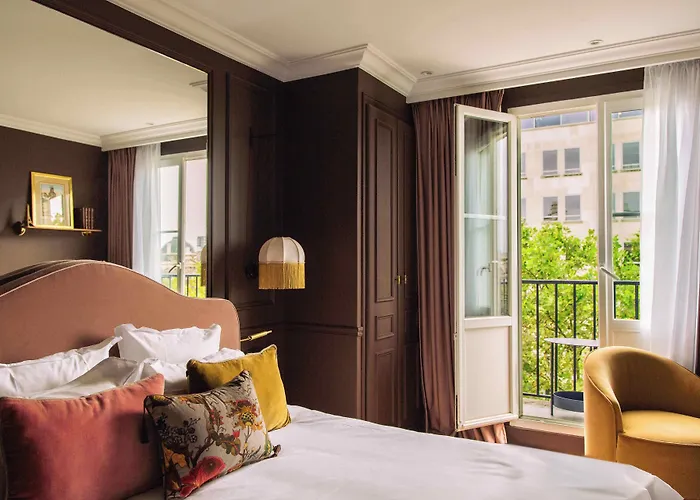 Duquesne Eiffel Hotel